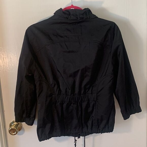 White House black market EUC black ruffled jacket Size 4 - Picture 4 of 5